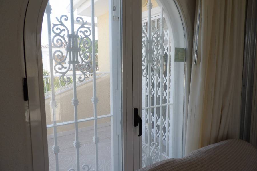 Venta - Chalet - Benidorm - Levante