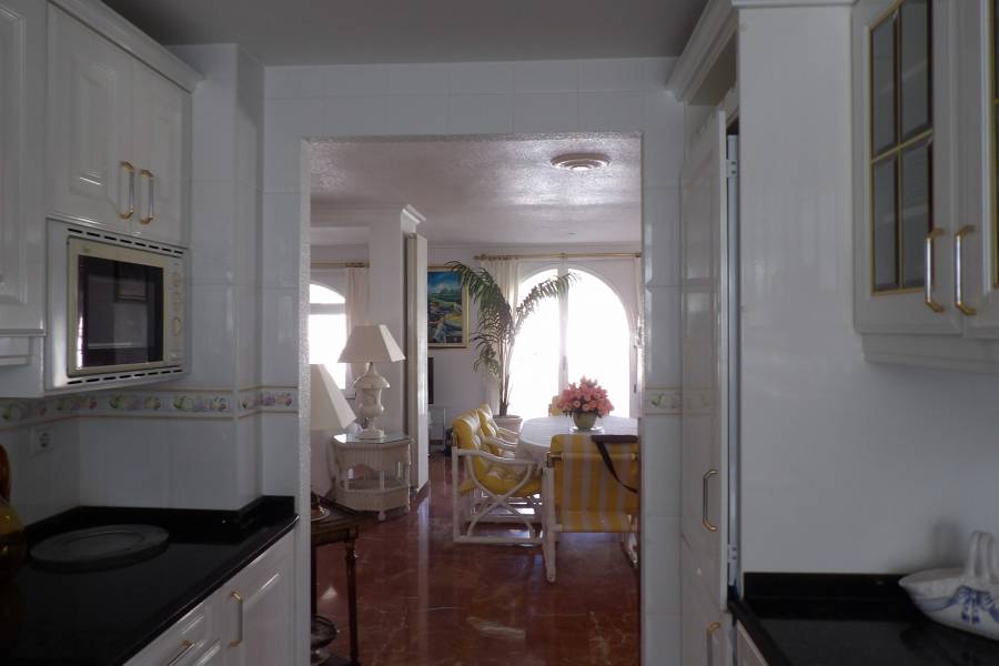 Venta - Chalet - Benidorm - Levante