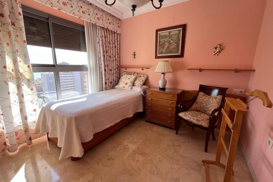 Alq. Corto Plazo - Apartamento/Piso - Benidorm - Levante